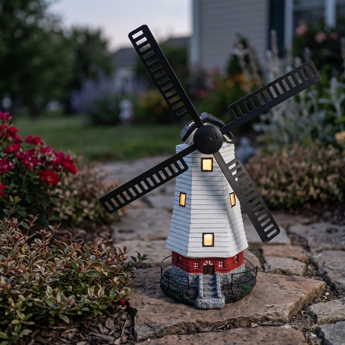 Solar Powered Rotating Lighthouse Garden Statue Light Q26847
